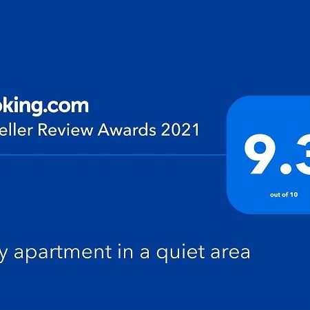 Cozy Apartment In A Quiet Area Κραϊόβα Εξωτερικό φωτογραφία